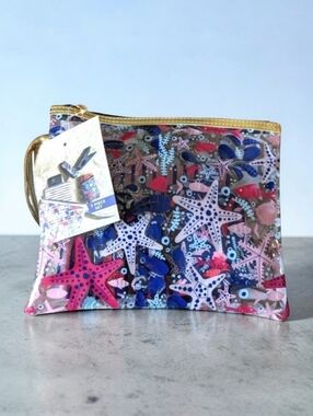 NWT Salty Starfish Exclusively at Paper Store 5 Piece Beach Day Essential Set